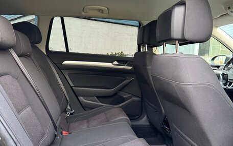 Volkswagen Passat B8 рестайлинг, 2018 год, 1 600 000 рублей, 9 фотография