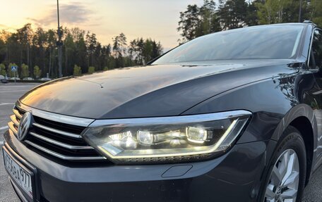 Volkswagen Passat B8 рестайлинг, 2018 год, 1 600 000 рублей, 13 фотография