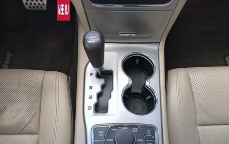 Jeep Grand Cherokee, 2012 год, 1 990 000 рублей, 30 фотография