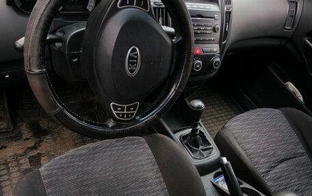 KIA cee'd I рестайлинг, 2008 год, 600 000 рублей, 9 фотография