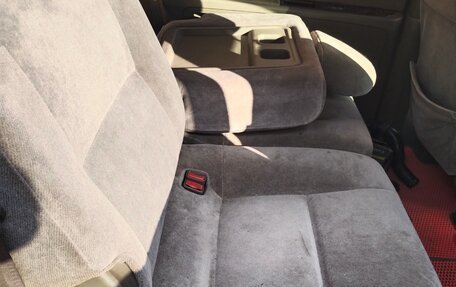 Mitsubishi Dion I рестайлинг, 2001 год, 200 000 рублей, 11 фотография