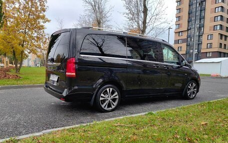 Mercedes-Benz V-Класс, 2017 год, 5 200 000 рублей, 3 фотография