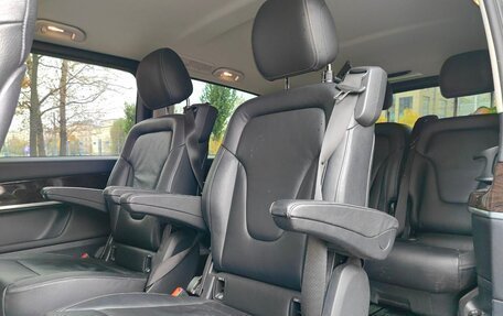 Mercedes-Benz V-Класс, 2017 год, 5 200 000 рублей, 13 фотография