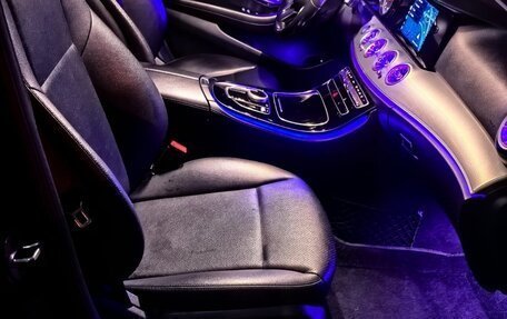 Mercedes-Benz E-Класс, 2020 год, 2 400 000 рублей, 10 фотография