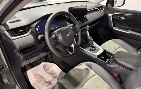 Toyota RAV4, 2025 год, 4 250 000 рублей, 13 фотография