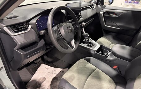 Toyota RAV4, 2025 год, 4 250 000 рублей, 12 фотография