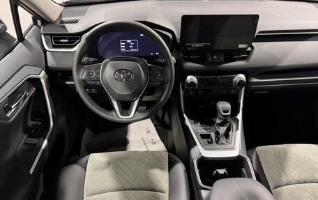 Toyota RAV4, 2025 год, 4 250 000 рублей, 11 фотография