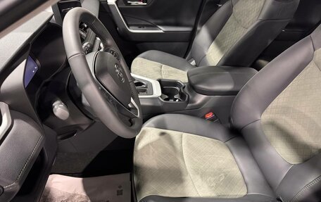 Toyota RAV4, 2025 год, 4 250 000 рублей, 20 фотография