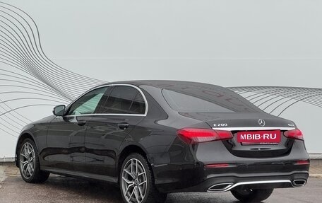 Mercedes-Benz E-Класс, 2021 год, 4 600 000 рублей, 6 фотография