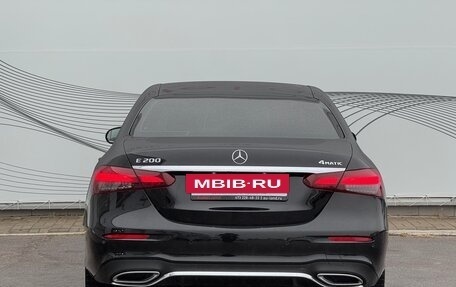 Mercedes-Benz E-Класс, 2021 год, 4 600 000 рублей, 7 фотография