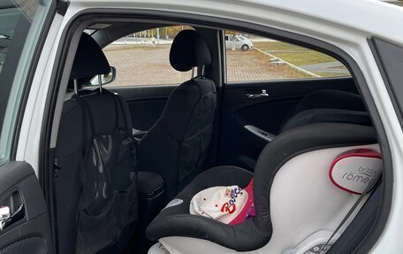 Hyundai Solaris II рестайлинг, 2013 год, 890 000 рублей, 10 фотография