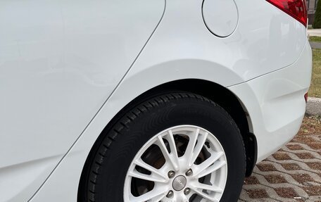Hyundai Solaris II рестайлинг, 2013 год, 890 000 рублей, 8 фотография