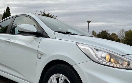 Hyundai Solaris II рестайлинг, 2013 год, 890 000 рублей, 12 фотография