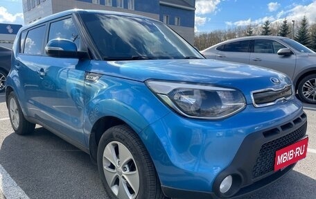 KIA Soul II рестайлинг, 2016 год, 1 295 000 рублей, 2 фотография