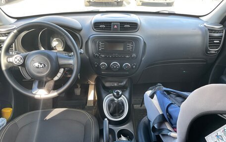 KIA Soul II рестайлинг, 2016 год, 1 295 000 рублей, 8 фотография