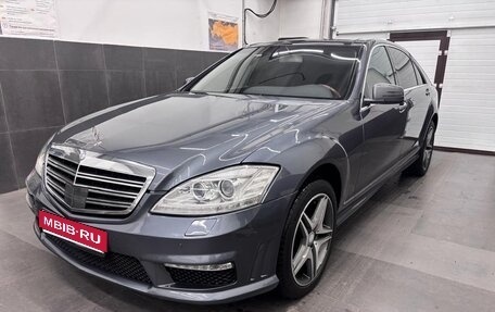 Mercedes-Benz S-Класс, 2009 год, 2 000 000 рублей, 1 фотография