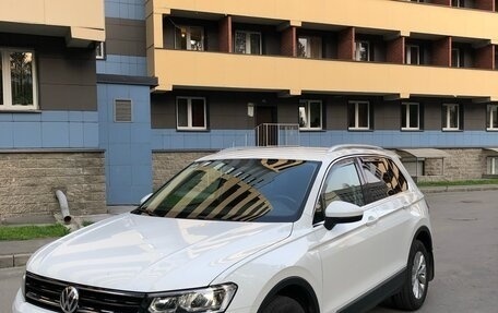 Volkswagen Tiguan II, 2017 год, 1 850 000 рублей, 6 фотография