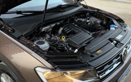 Volkswagen Tiguan II, 2018 год, 2 200 000 рублей, 15 фотография