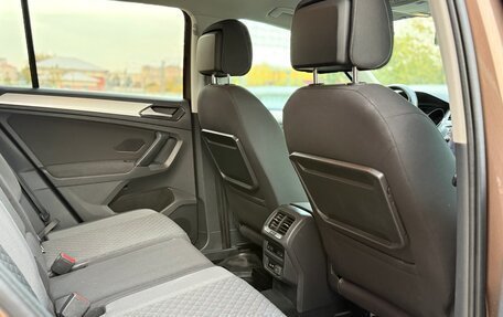 Volkswagen Tiguan II, 2018 год, 2 200 000 рублей, 29 фотография