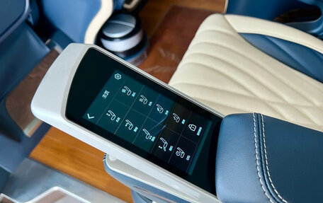 Mercedes-Benz V-Класс, 2022 год, 7 100 000 рублей, 22 фотография