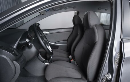 Hyundai Solaris II рестайлинг, 2013 год, 859 000 рублей, 10 фотография