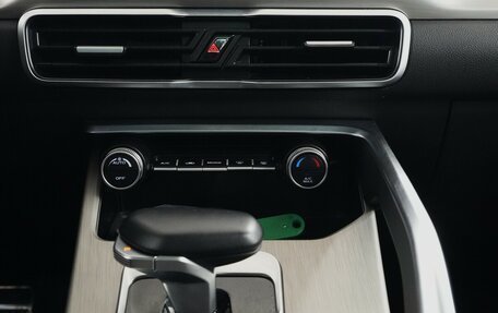 Geely Coolray I, 2023 год, 1 910 000 рублей, 8 фотография