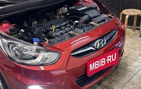 Hyundai Solaris II рестайлинг, 2011 год, 650 000 рублей, 2 фотография
