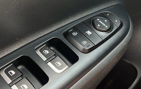 KIA Rio IV, 2019 год, 1 590 000 рублей, 10 фотография
