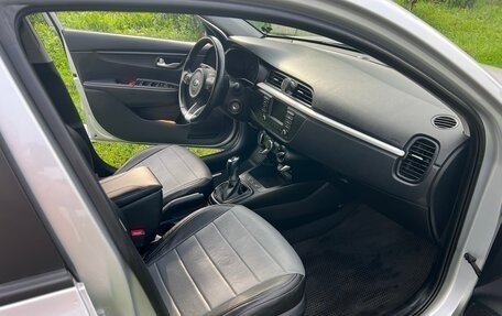 KIA Rio IV, 2019 год, 1 590 000 рублей, 7 фотография