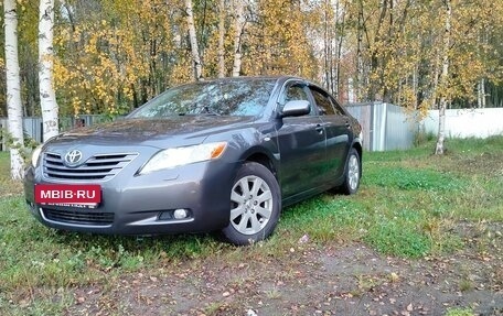 Toyota Camry, 2008 год, 1 230 000 рублей, 2 фотография