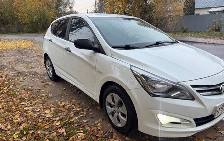 Hyundai Solaris II рестайлинг, 2015 год, 965 000 рублей, 6 фотография