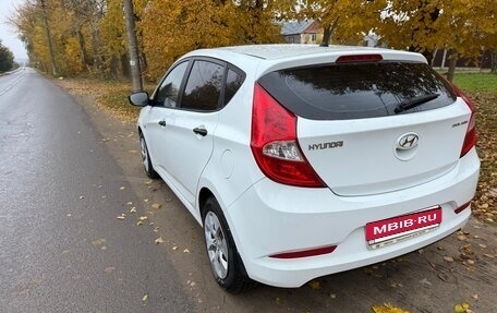 Hyundai Solaris II рестайлинг, 2015 год, 965 000 рублей, 5 фотография