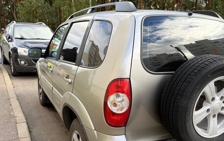 Chevrolet Niva I рестайлинг, 2015 год, 570 000 рублей, 5 фотография