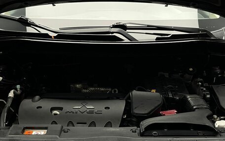 Mitsubishi Outlander III рестайлинг 3, 2013 год, 1 200 000 рублей, 2 фотография