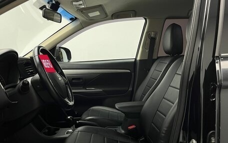 Mitsubishi Outlander III рестайлинг 3, 2013 год, 1 200 000 рублей, 4 фотография