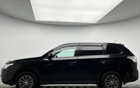 Mitsubishi Outlander III рестайлинг 3, 2013 год, 1 200 000 рублей, 13 фотография