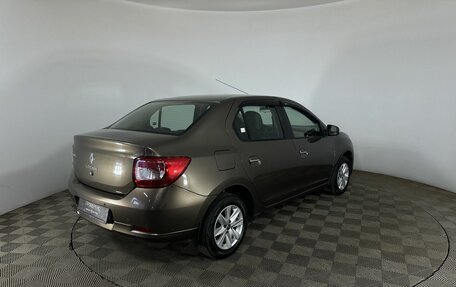 Renault Logan II, 2018 год, 900 000 рублей, 3 фотография