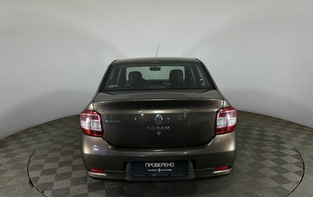 Renault Logan II, 2018 год, 900 000 рублей, 8 фотография