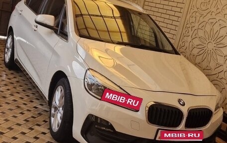 BMW 2 серия Active Tourer F45, 2020 год, 2 150 000 рублей, 1 фотография