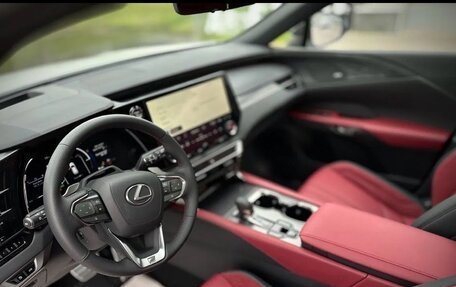 Lexus RX IV рестайлинг, 2025 год, 8 990 000 рублей, 6 фотография