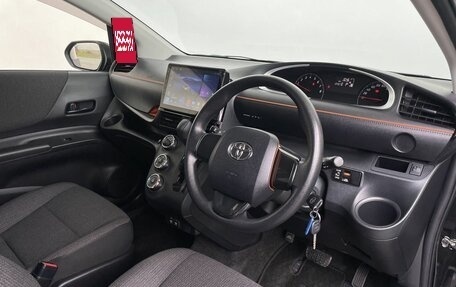 Toyota Sienta II, 2019 год, 1 588 000 рублей, 11 фотография
