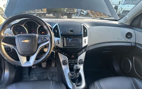 Chevrolet Cruze II, 2013 год, 570 000 рублей, 5 фотография