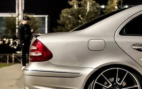 Mercedes-Benz E-Класс, 2002 год, 950 000 рублей, 5 фотография