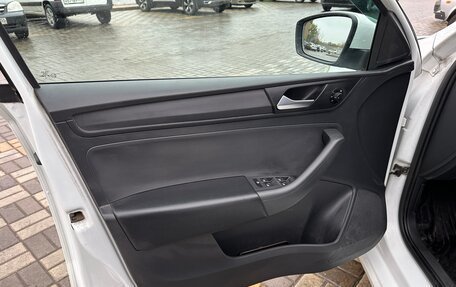 Volkswagen Polo VI (EU Market), 2021 год, 1 250 000 рублей, 23 фотография