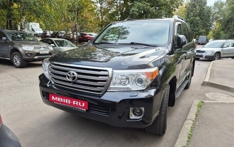 Toyota Land Cruiser 200, 2013 год, 4 200 000 рублей, 2 фотография