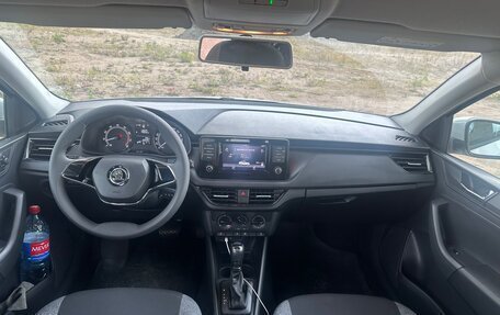 Skoda Rapid II, 2022 год, 1 450 000 рублей, 13 фотография
