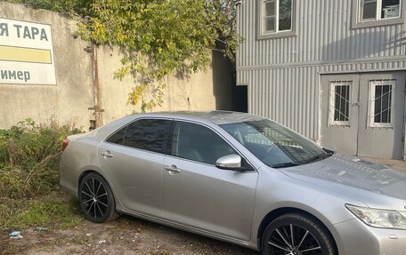 Toyota Camry, 2012 год, 1 600 000 рублей, 2 фотография