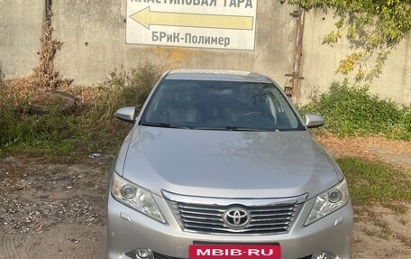 Toyota Camry, 2012 год, 1 600 000 рублей, 4 фотография