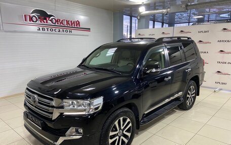 Toyota Land Cruiser 200, 2019 год, 7 700 000 рублей, 2 фотография