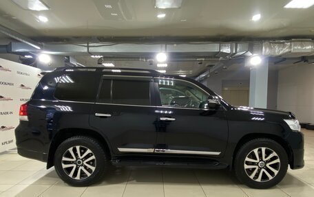 Toyota Land Cruiser 200, 2019 год, 7 700 000 рублей, 6 фотография